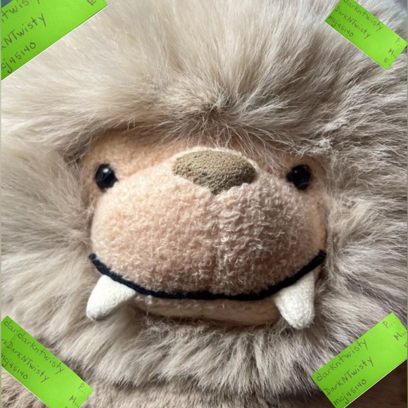 SOLD DO NOT POACH PICS OR TEXT PLEASE! BNWT Jellycat Bo Bigfoot & Yani Yeti - Picture 2 of 9